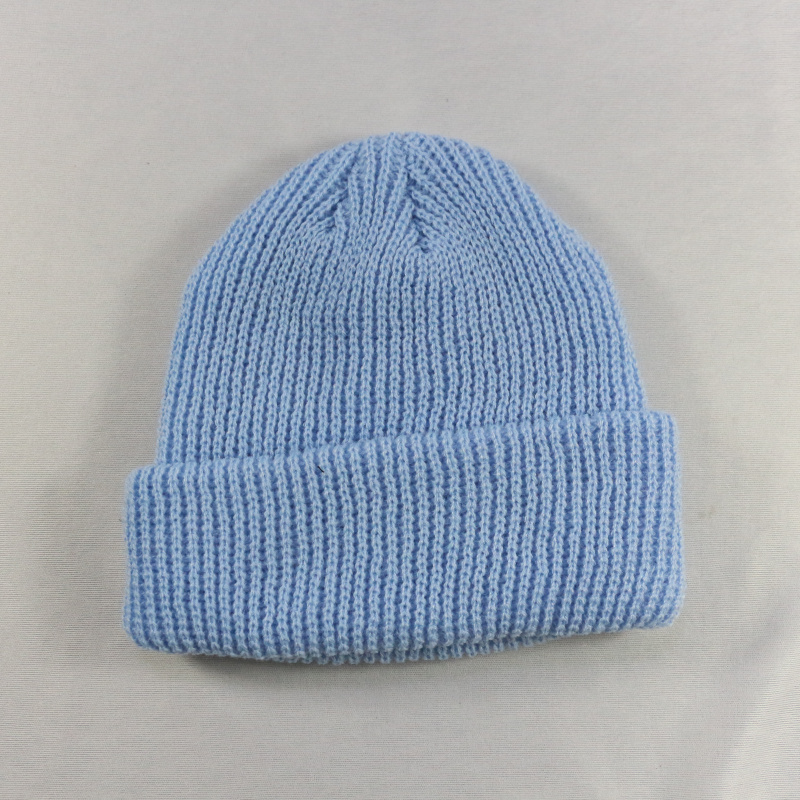 13 azul claro