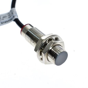 NJK-5002C sensore effetto Hall interruttore di prossimità induttivo NPN tre linee normalmente aperte + oggetto di rilevamento magnetico
