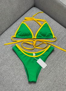 Logotipo personalizado 2025 Conjuntos de Bikini triangular de dos piezas Traje de baño con estampado de colores en contraste Ropa de playa de encaje Cadena de diseñador personalizada - Product Image 2