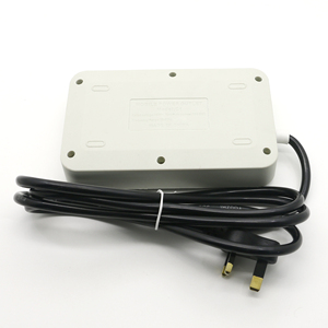 <strong>Socket</strong> <strong>with</strong> <strong>USB</strong> <strong>Multi</strong>-<strong>function</strong> Power Strip <strong>with</strong> Switch