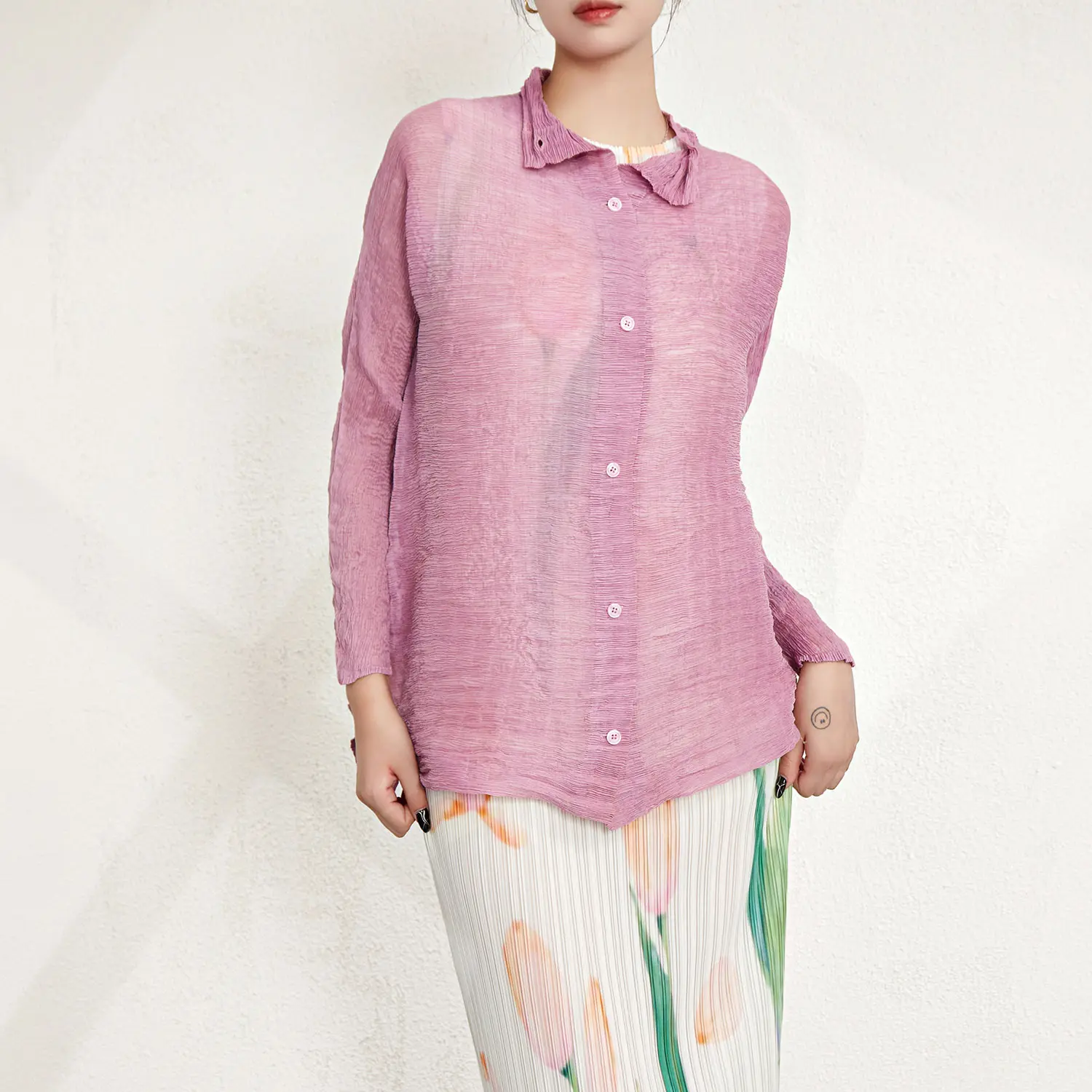 Moda donna estate sciolto plissettato Top stile Casual manica lunga camicia in Chiffon trasparente Miyake Design pieghettato camicette e camicie