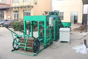 Ad alta efficienza costruzione blocco che fa la macchina completamente automatica QTJ4-25D cemento mattoni che fa la macchina con blocco Stacker - Product Image 2
