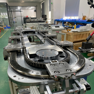 El riel lineal curvo DTS2 es un sistema de pista accionado por desplazamiento listo para adaptarse para una alta velocidad para la inspección y el manejo de placas PCB - Product Image 1