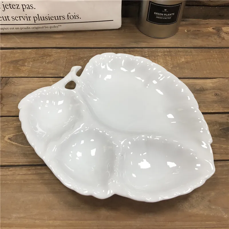 Plato de cerámica de porcelana blanca con diseño de hojas para uso en hoteles y restaurantes