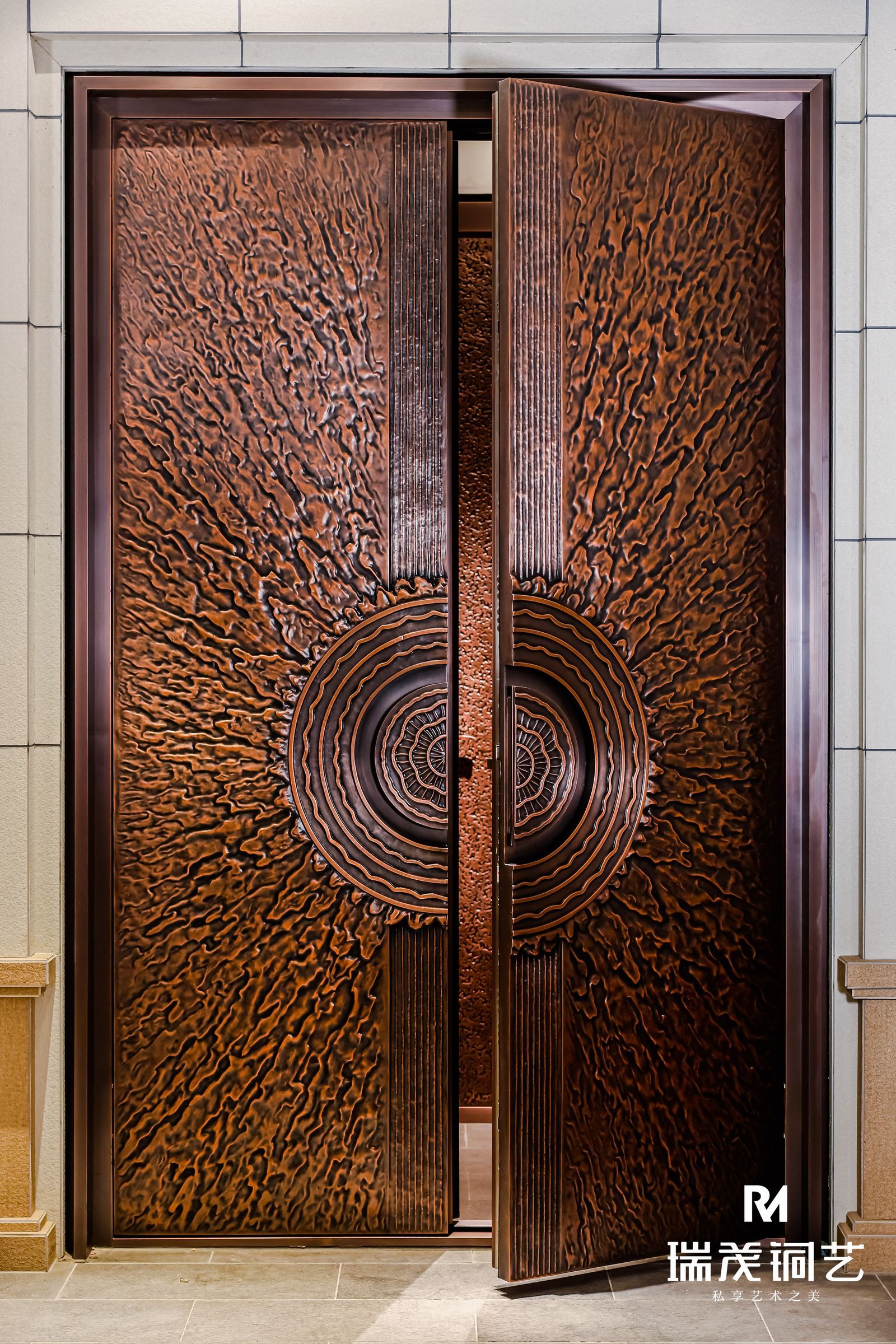 Single doors Customizable