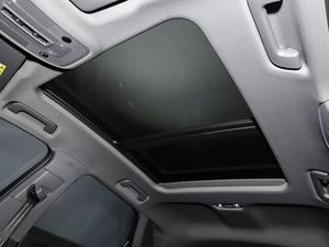 Sınırlı süreli özel indirimler ile Aud i Q3 1.5T 35 TFSI sunuyoruz. Gelişmiş teknoloji paketleri ve geniş 5 kişilik tasarım özellikleri. - Product Image 6