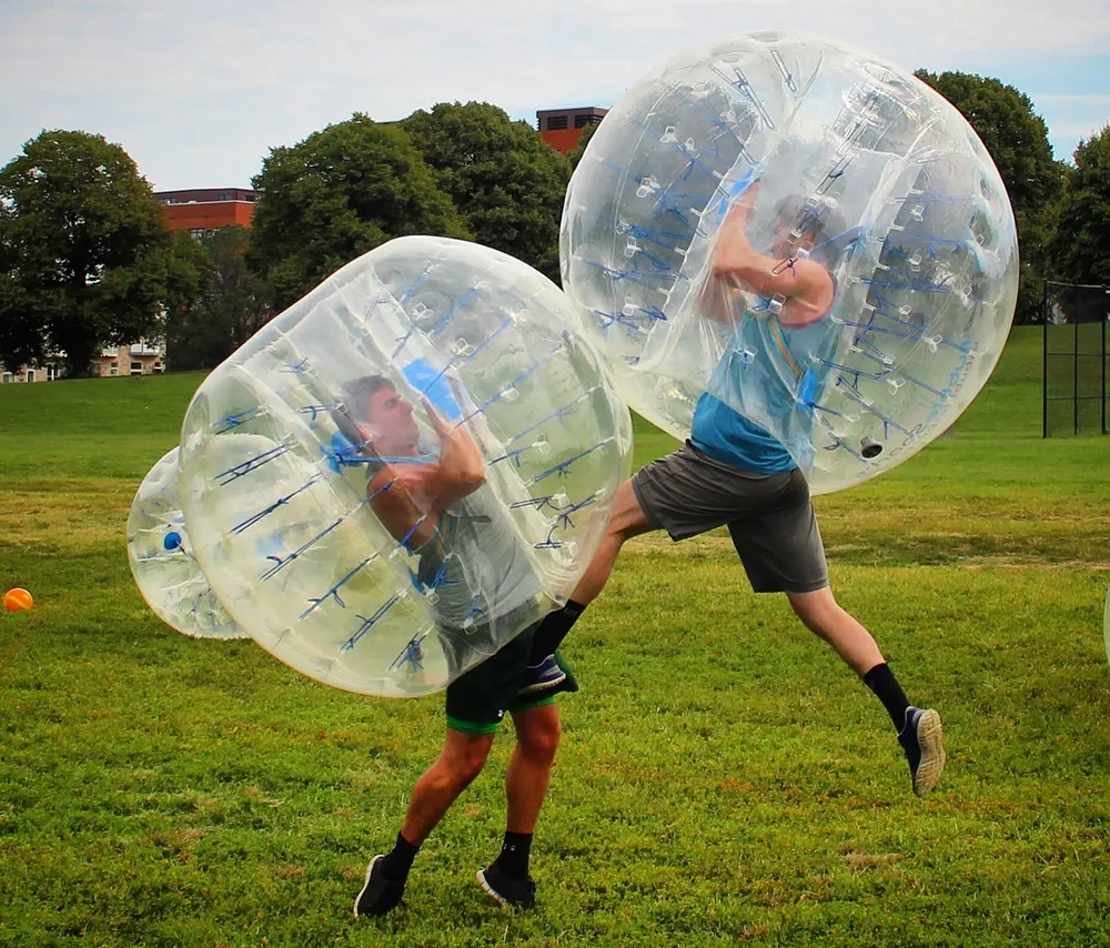 Balón de fútbol inflable transparente de TPU de 1,5 m de diámetro, pelota de parachoques para adultos, tamaño humano