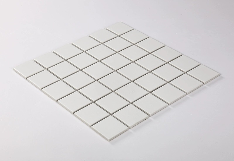 04 White matte 48Millimeter Particles