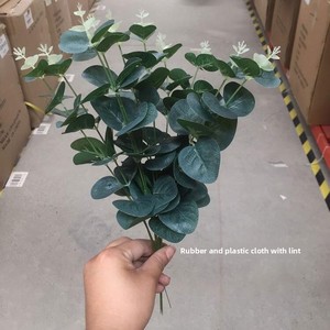 リアルなシングルブランチユーカリマネーリーフラッキーフェイクマネーワート人工植物ウェディングガーデン壁掛け装飾
