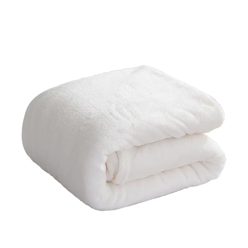 Coperta in pile di corallo di flanella personalizzata per ufficio pisolino aria condizionata coperta piccola coperta copridivano campione