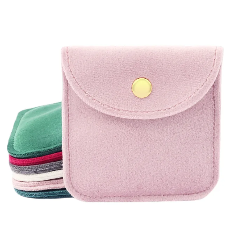 2023 sacchetto regalo rosa con bottone in velluto di fascia alta con confezione regalo con ciondolo braccialetto collana orecchino Logo personalizzato