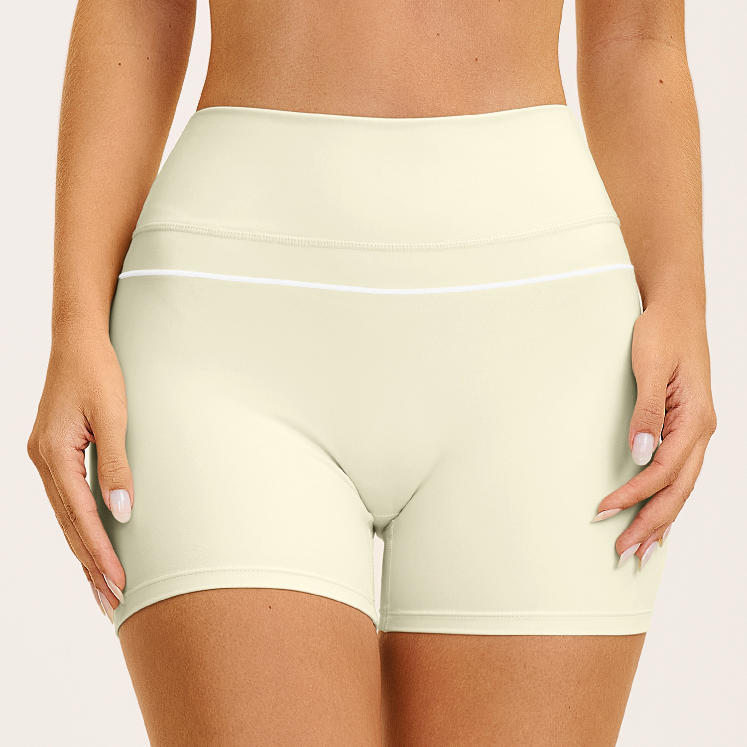 Pantalones cortos beige