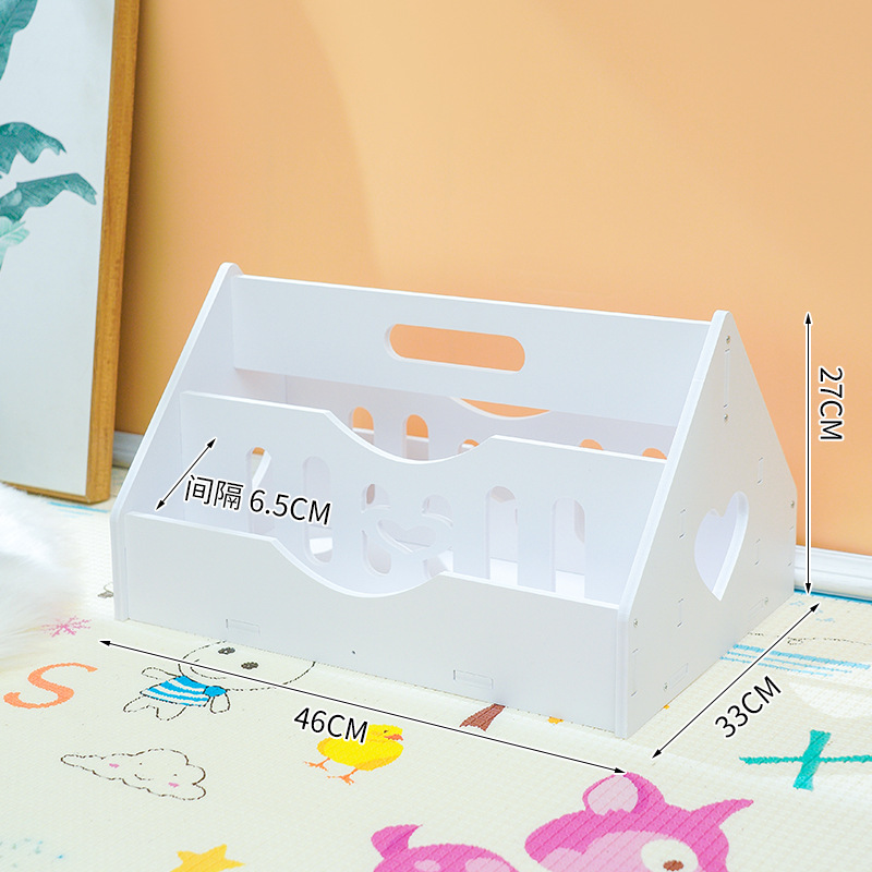 Heart-shaped cutout portable bookshelf