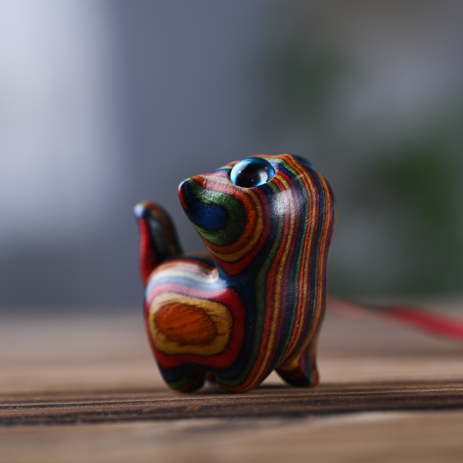 rainbow wood-blue-eyed curious cat-11g-33hx21x32cm