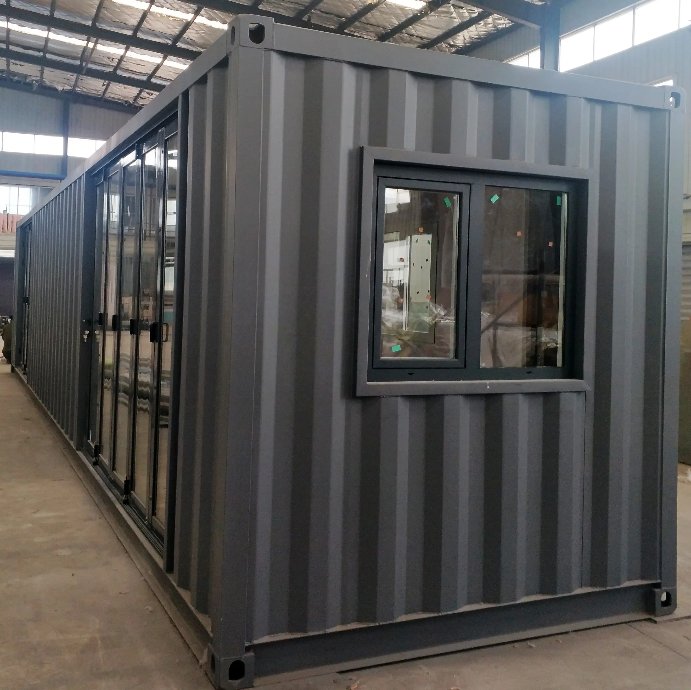 40ft Diangkut Mewah Dihiasi Modular Preassembled Rumah Modular China Prefab Rumah Lengkap Container Office