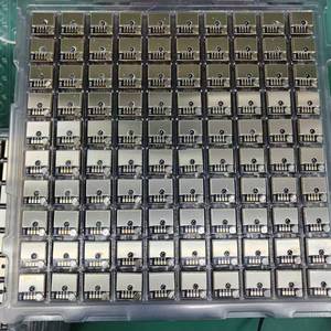 Nuevo Mini rastreador GPS popular Dispositivo de seguimiento mejorado de posicionamiento preciso con nuevos chips IC Soporte de aplicación móvil Módulo GNSS