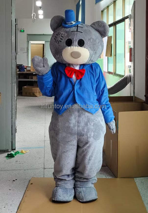 Oso con traje azul