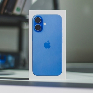 オリジナルロック解除IPhone16 I16プラスI16e I16Pro 256GB 6.1インチ米国版5G CDMA LTE 2SIM中国米国製 - Product Image 1