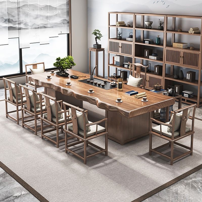 Mesa de 3 metros, silla principal, 4 sillas de invitados, mesa de té.