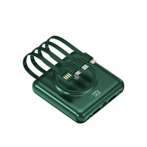 新产品设计<span class=keywords><strong>usb</strong></span>快速充电站移动电源5000毫安时10000毫安时镜面移动电源