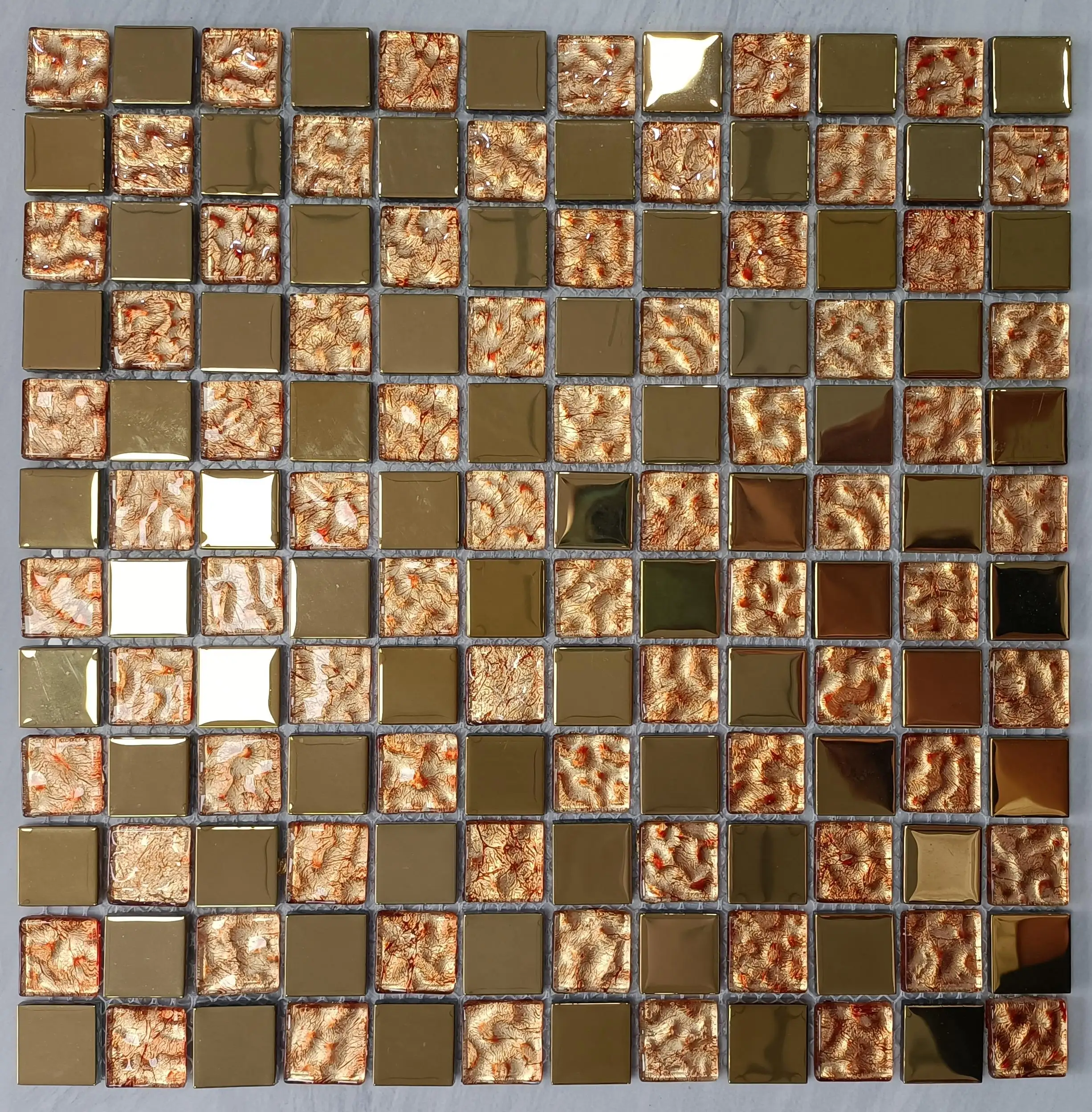 Azulejos de mosaico de cerámica dorada Azulejo de pared de mosaico con puntos Azulejos de baño de cerámica