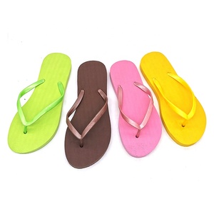 Nicecin dayanıklı ve popüler Unisex özel Logo Flip Flop üretim yaz parmak arası Sandal ayakkabı slayt sert taban terlik