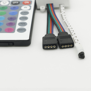 24 ключа RGB ИК пульт дистанционного управления светодиодная лента контроллер двойной выход универсальный DC5V/DC12V для RGB 3528/5050 Светодиодная лента ROHS Сертифицированная - Product Image 2