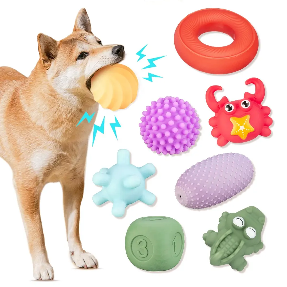 Fabricant de jouets populaires en gros pour chiens Jouets à mâcher en PVC pour chiens Balle de jouet pour chien grinçante facile à nettoyer
