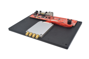 Sistema integrato modulo RFID UHF TTL UART TCP IP 1-30M modulo lettore RFID a lungo raggio UHF 4 porte E710 LTE Chip gratuito C # Java SDK - Product Image 5
