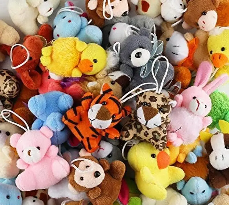 Paquete encantador barato de fábrica de 32 Mini animales de peluche juguetes conjunto lindo pequeño Animal de mar de peluche conjunto para favores de fiesta para máquina de garra