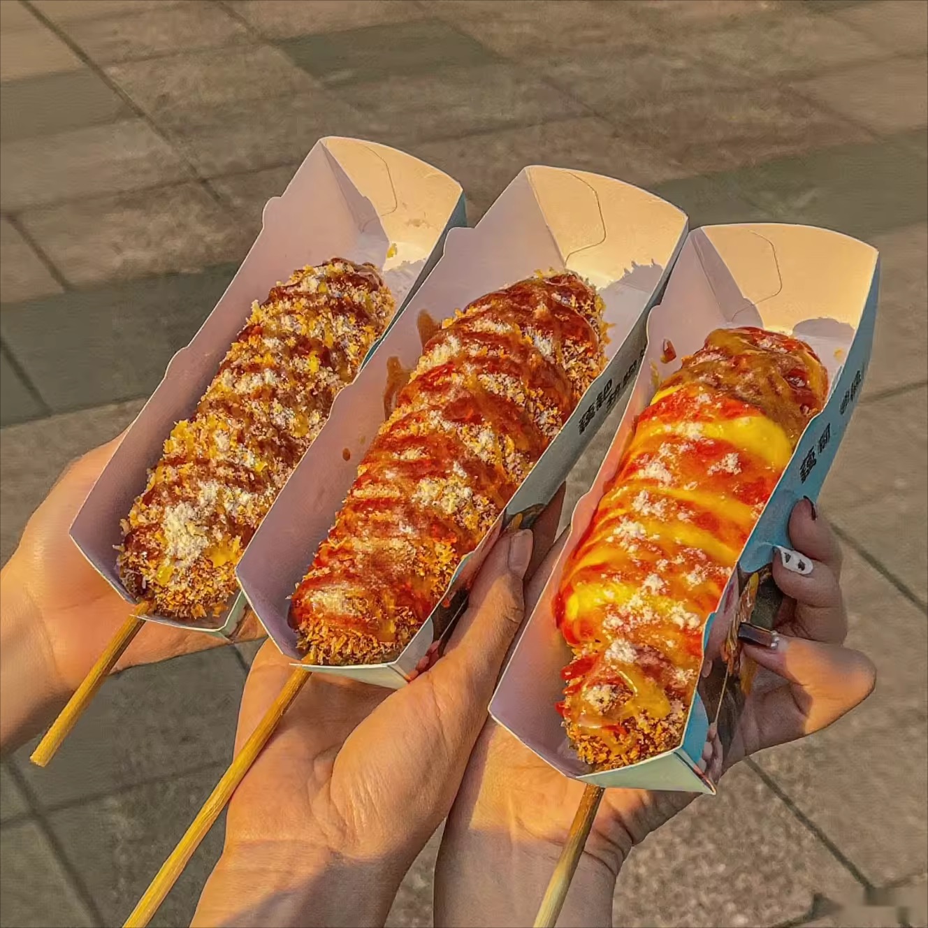 custom hot dog tray