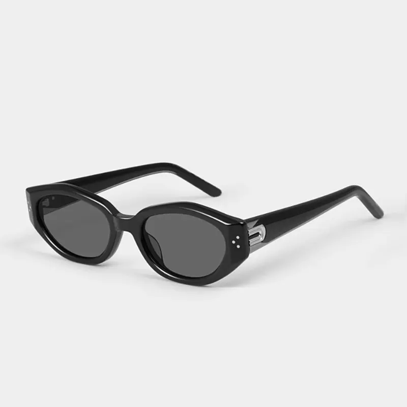 Moda futuristica occhiali da sole per occhi di gatto nuovi occhiali da sole con Design rivettato occhiali da sole da donna accessori da spiaggia occhiali da sole