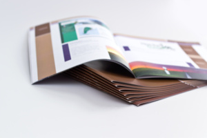 Cheap Hot <strong>Sale</strong> Top Quality Printing Design Color Paper Brochure Folding <strong>Flyer</strong>/Leaflet/Catalogue/Booklet Printing - Product Image 4