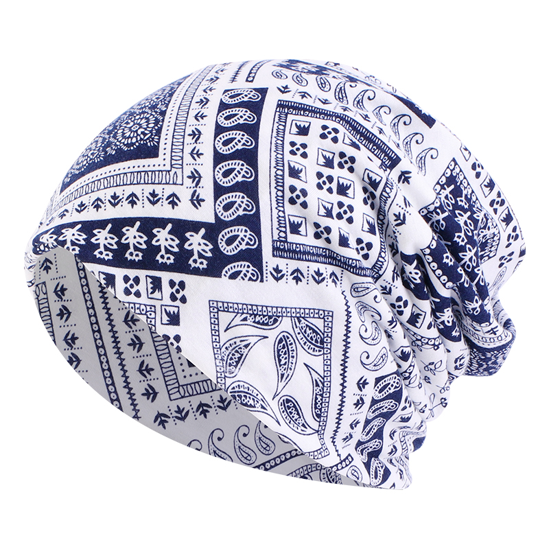 Papier découpé blanc marine