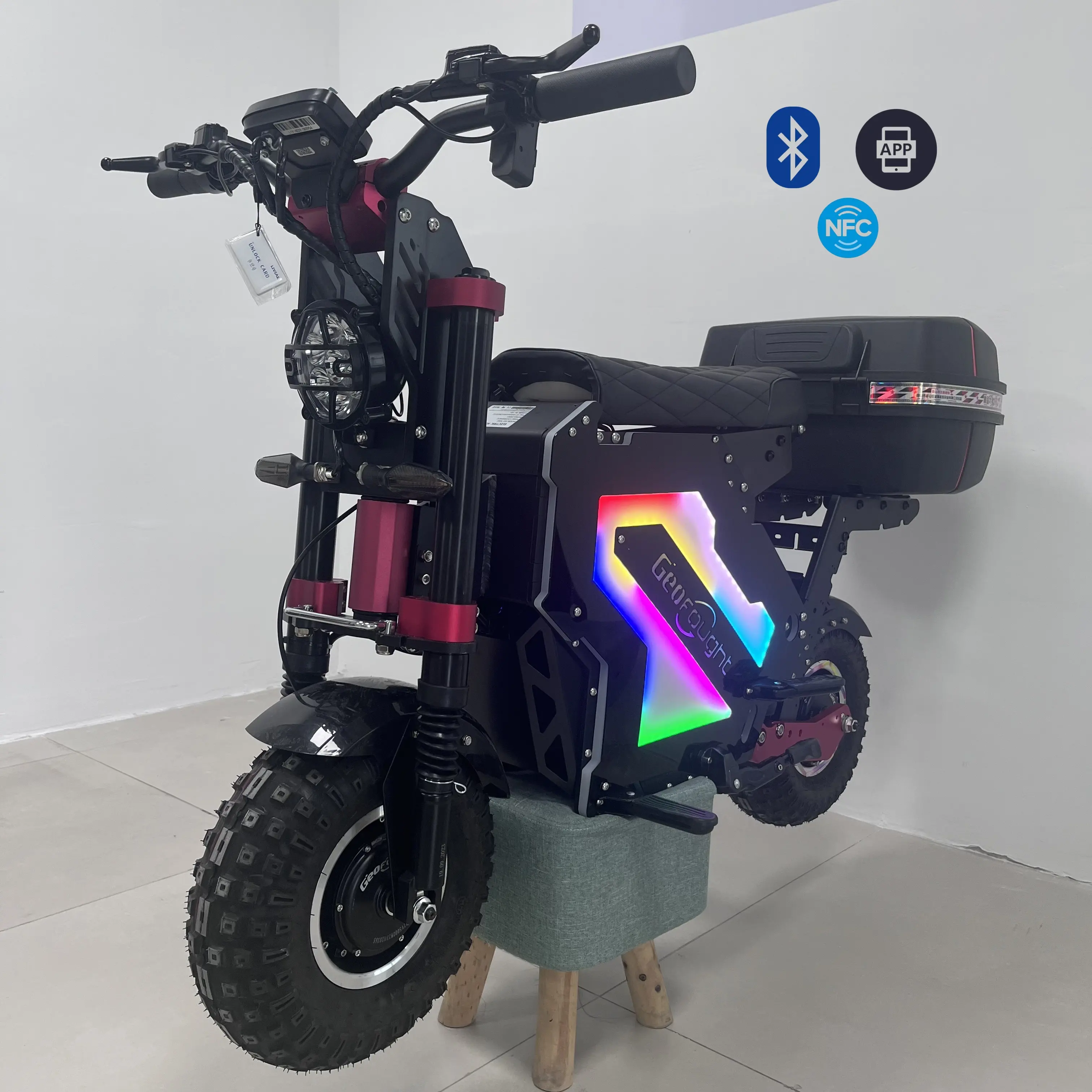 Yüksek kalite 72V 10000W 15000Watt elektrikli motosiklet 14 inç kapalı yol yağ lastik 60-70Mph Moped elektrikli scooter 100Km koltuk ile