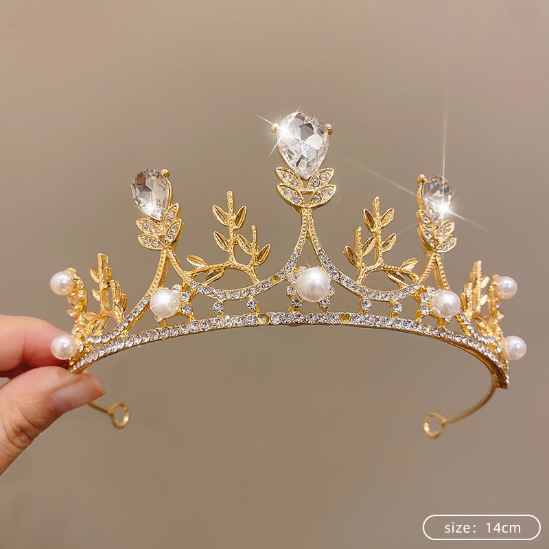 Rhinestone pearl crown
