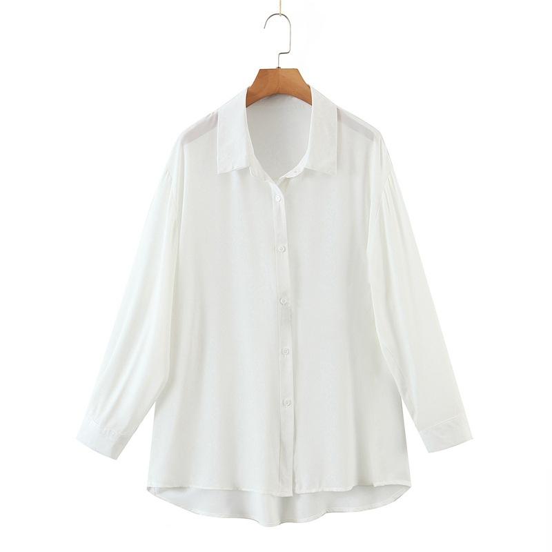 เสื้อเชิ้ตสีขาว