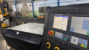 NewKer-CNC NEW990TDCa 3-Achsen-SPS-CNC-Konsolenkarte für Gravier maschinen ähnlich der gsk fanuc cnc 3-Achs-Steuerung