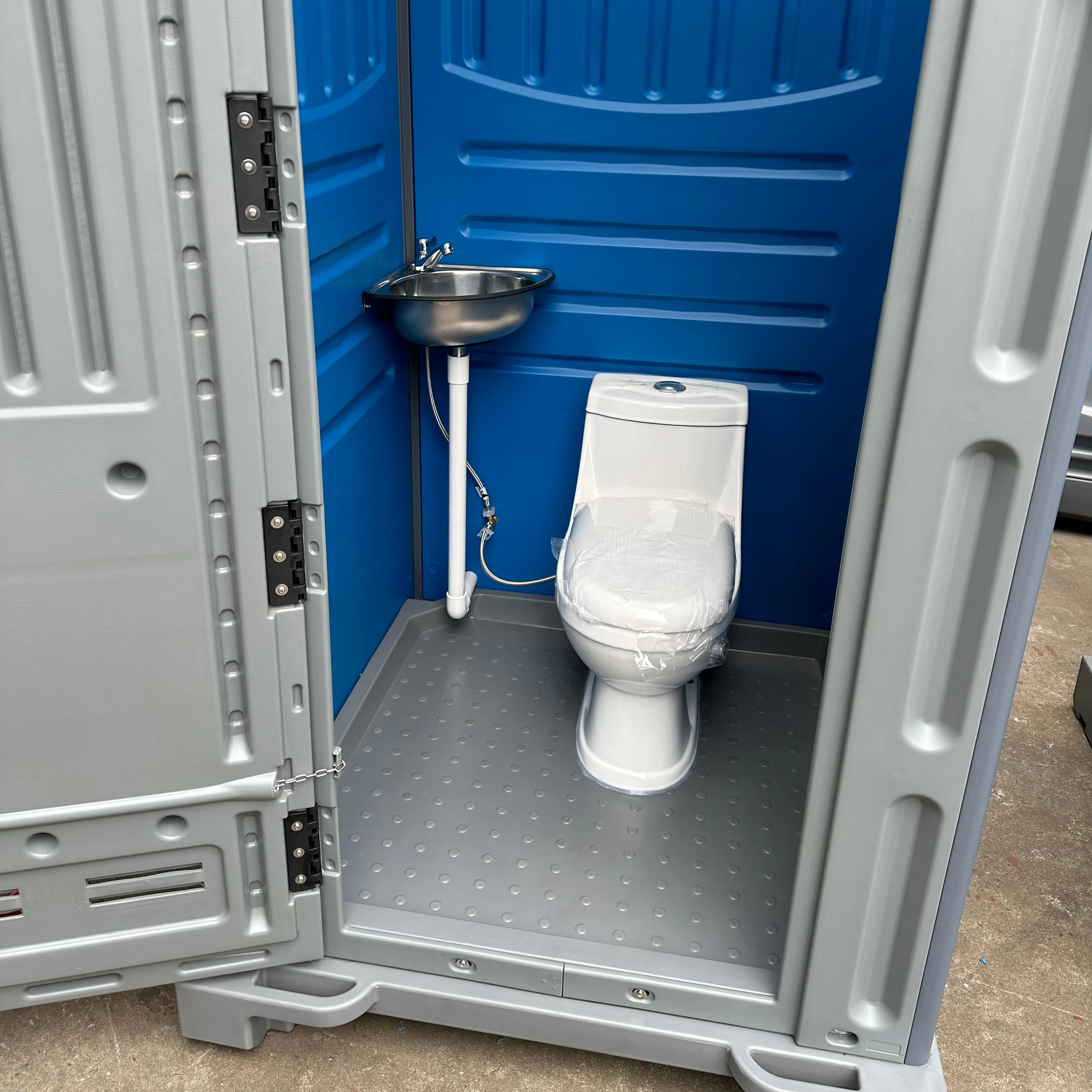 水洗トイレ付きポータブルトイレ結婚式は低価格工場で作られた卸売業者の移動トイレの入手方法