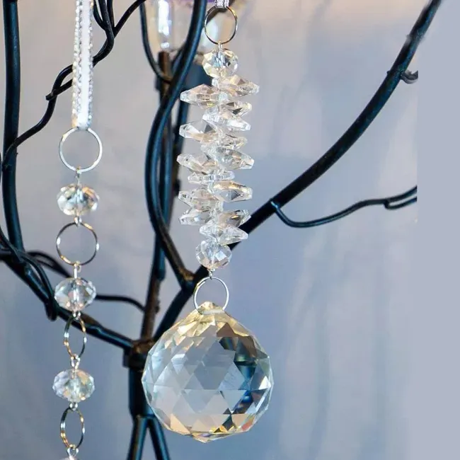 Gotas de lluvia de cristal en blanco, adornos de cristal colgantes en forma irregular para Navidad