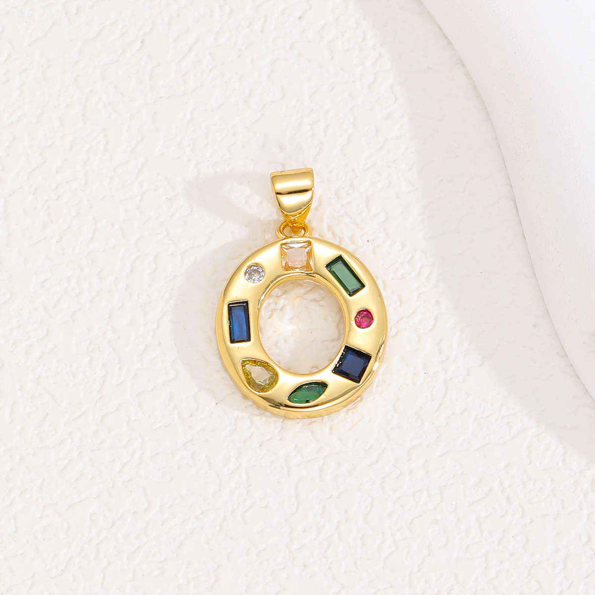O (pendentif unique)