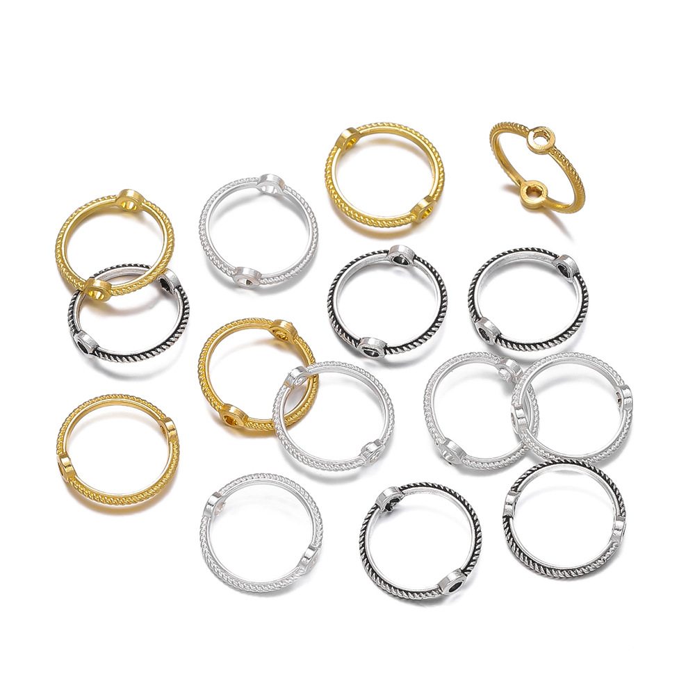 100 randomly mixed pieces (approximately 7.5*7.5mm)