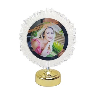 Многофункциональная светодиодная пластиковая фоторамка с USB-зарядкой - Product Image 1