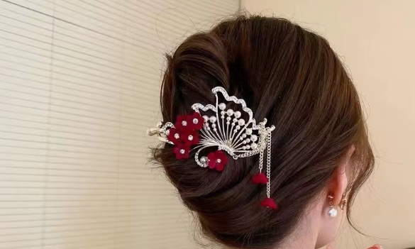 J64 red flower peacock