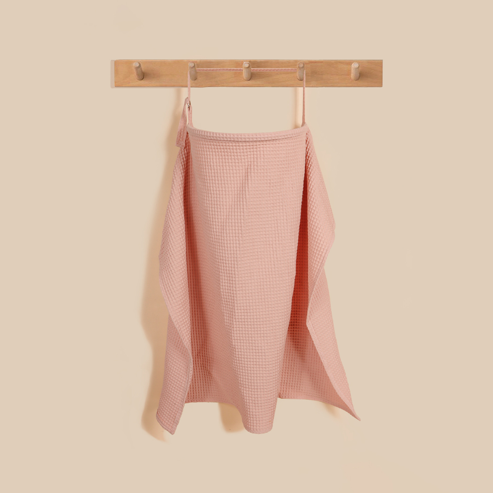 Peau poudrée avec boucle en fer
