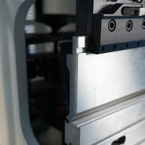 EP06-04 Braking Pressure of NC <strong>Programming</strong> Servo Drive of All-electric Bending <strong>Machine</strong> Is 6 Tons. - Product Image 3