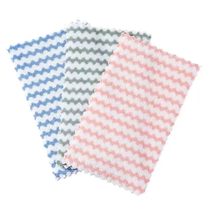 10-piece set of cleaning cloths in random colors