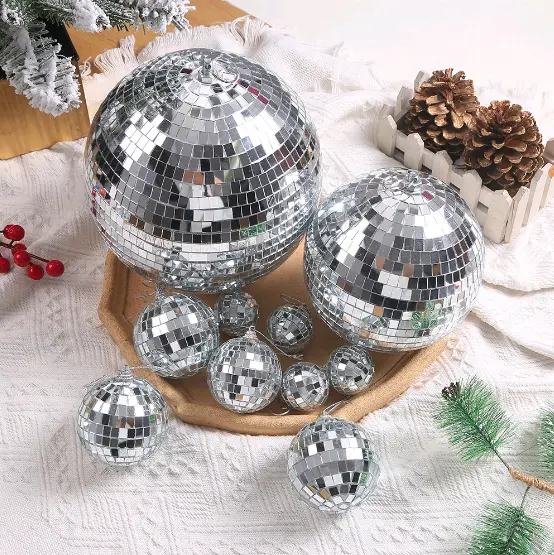 Großhandel Disco Spiegel Reflektierende Disco Ball Weihnachts baum Hängende Kugeln Ornamente Anhänger Disco Spiegel Kugel für Party