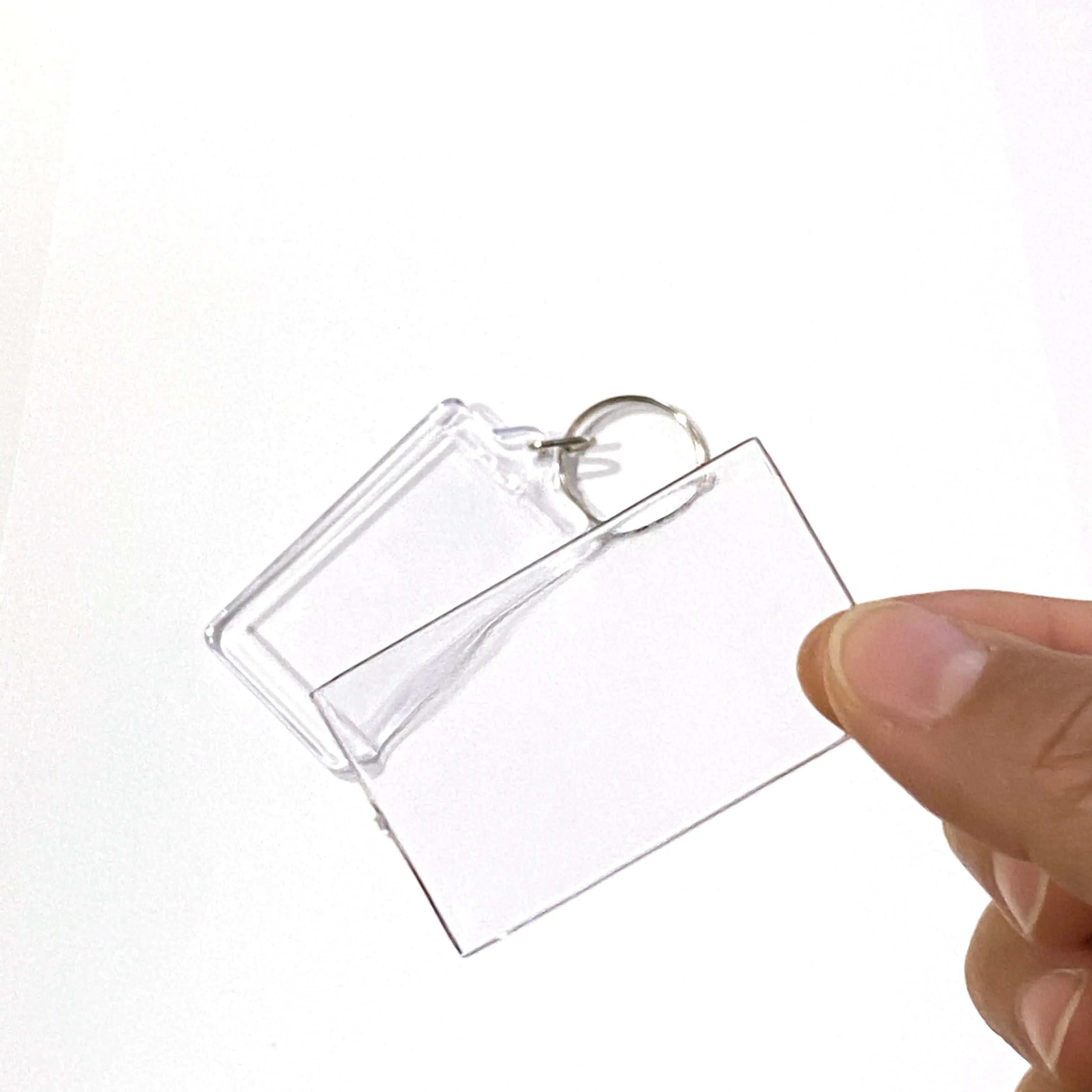 LLavero de acrílico transparente con forma redonda rectangular, espacios en blanco con imagen, 2023