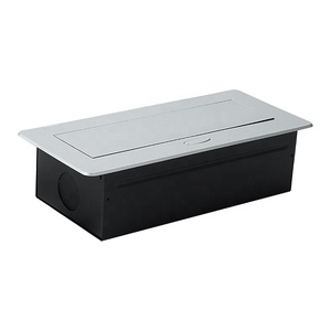 Toma de mesa multifuncional de color plateado para oficina, enchufe de metal con botón - Product Image 2